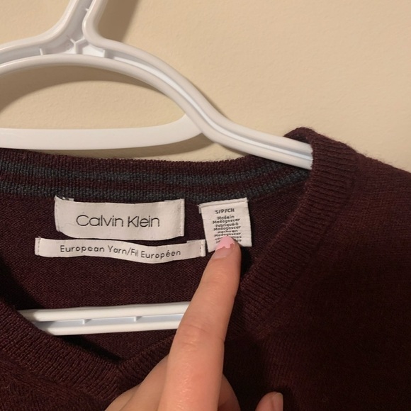 Calvin Klein sweater small - Picture 3 of 6